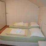 Hostel Stadion - *