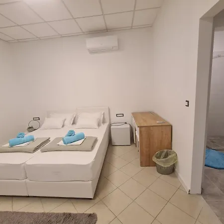 Stadion - Hostel Zadar